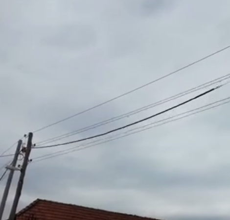 Povlačenje i manipulacija kabelima